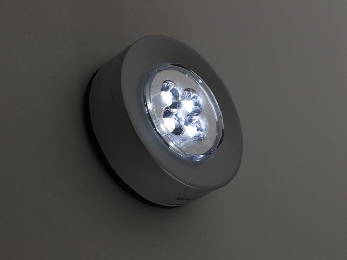 Svetelný produkt LED.jpg